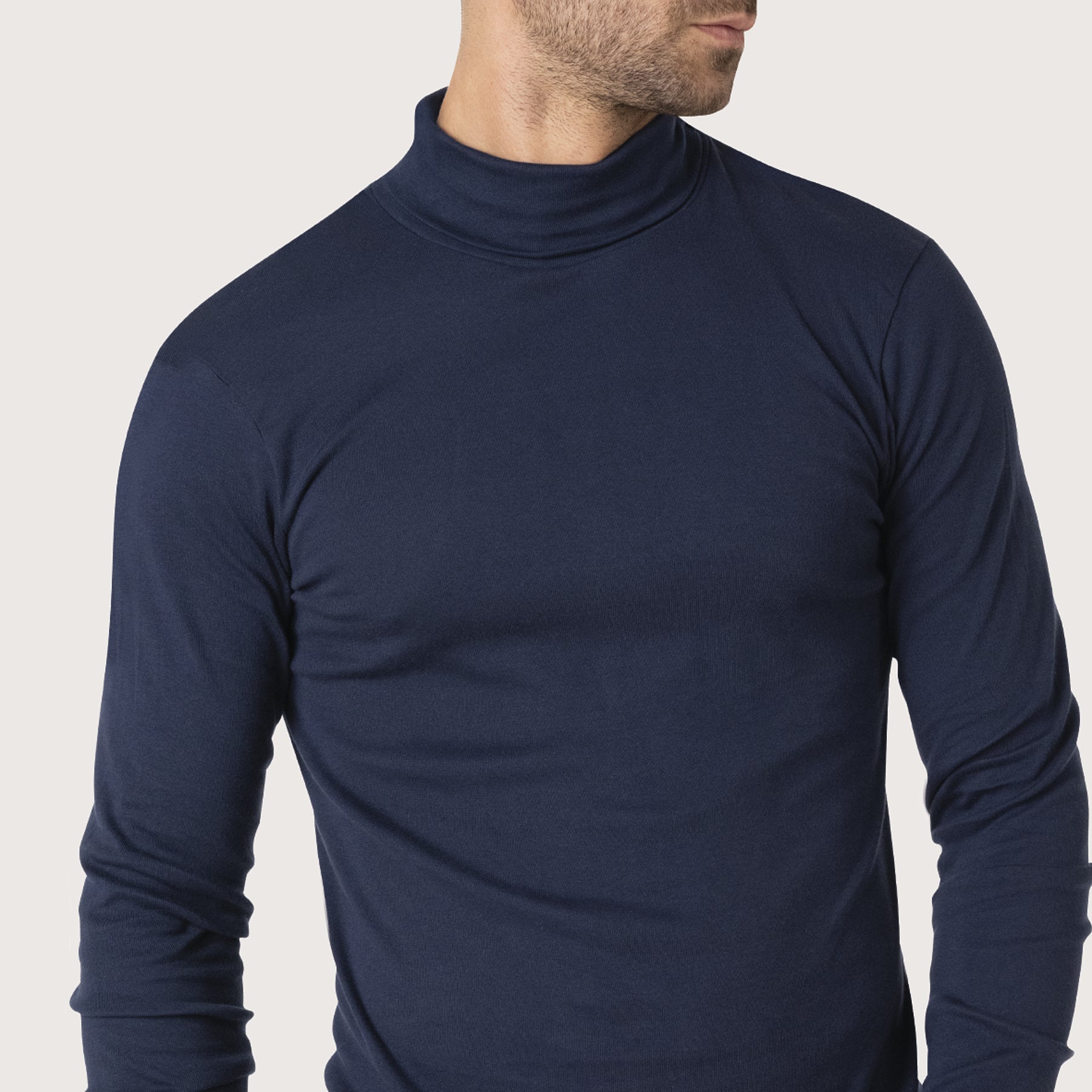 s/files/1/0779/5290/9647/files/03V28_0461_S7.jpg?v=1748448875