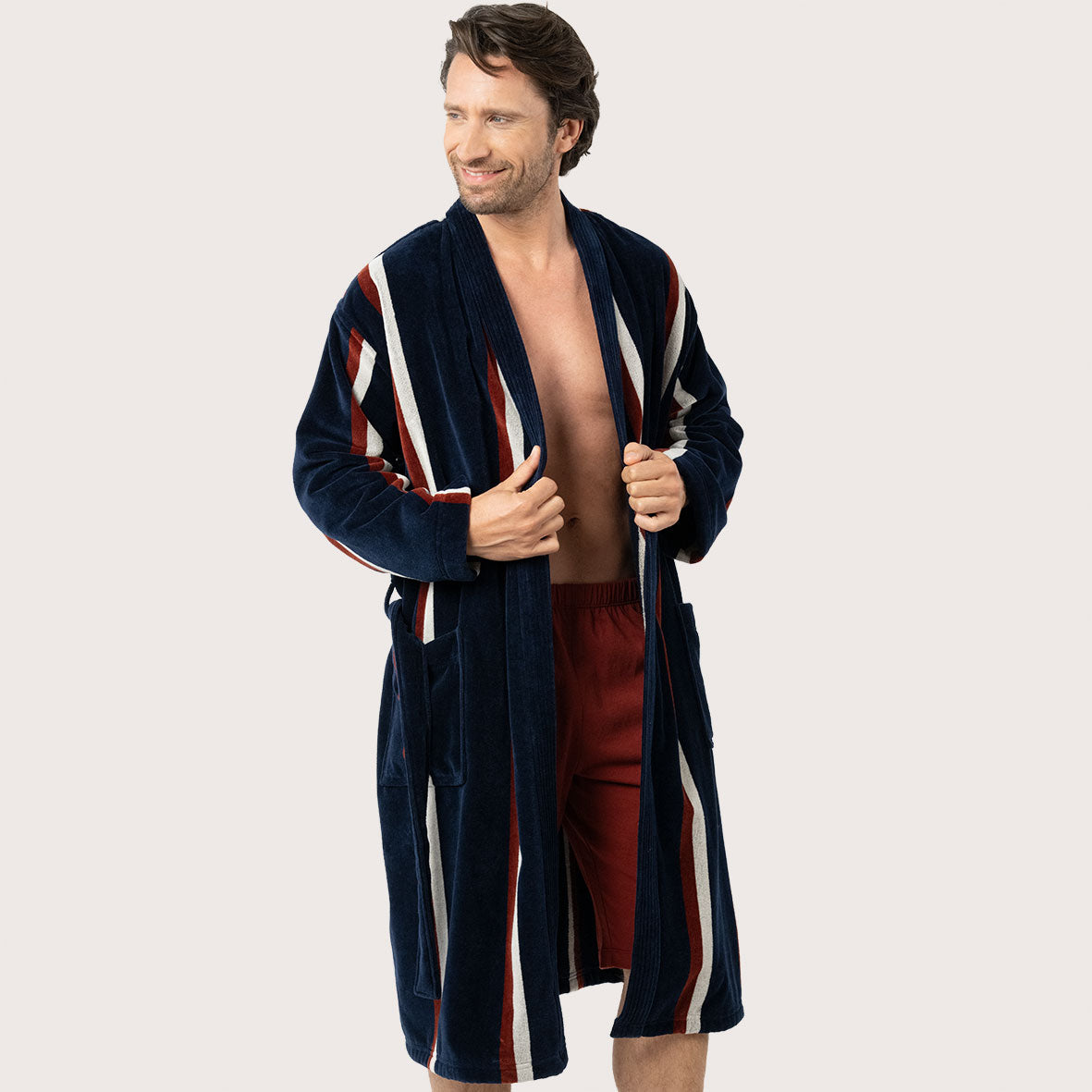 s/files/1/0779/5290/9647/files/07U46_9781_S7.jpg?v=1748453354