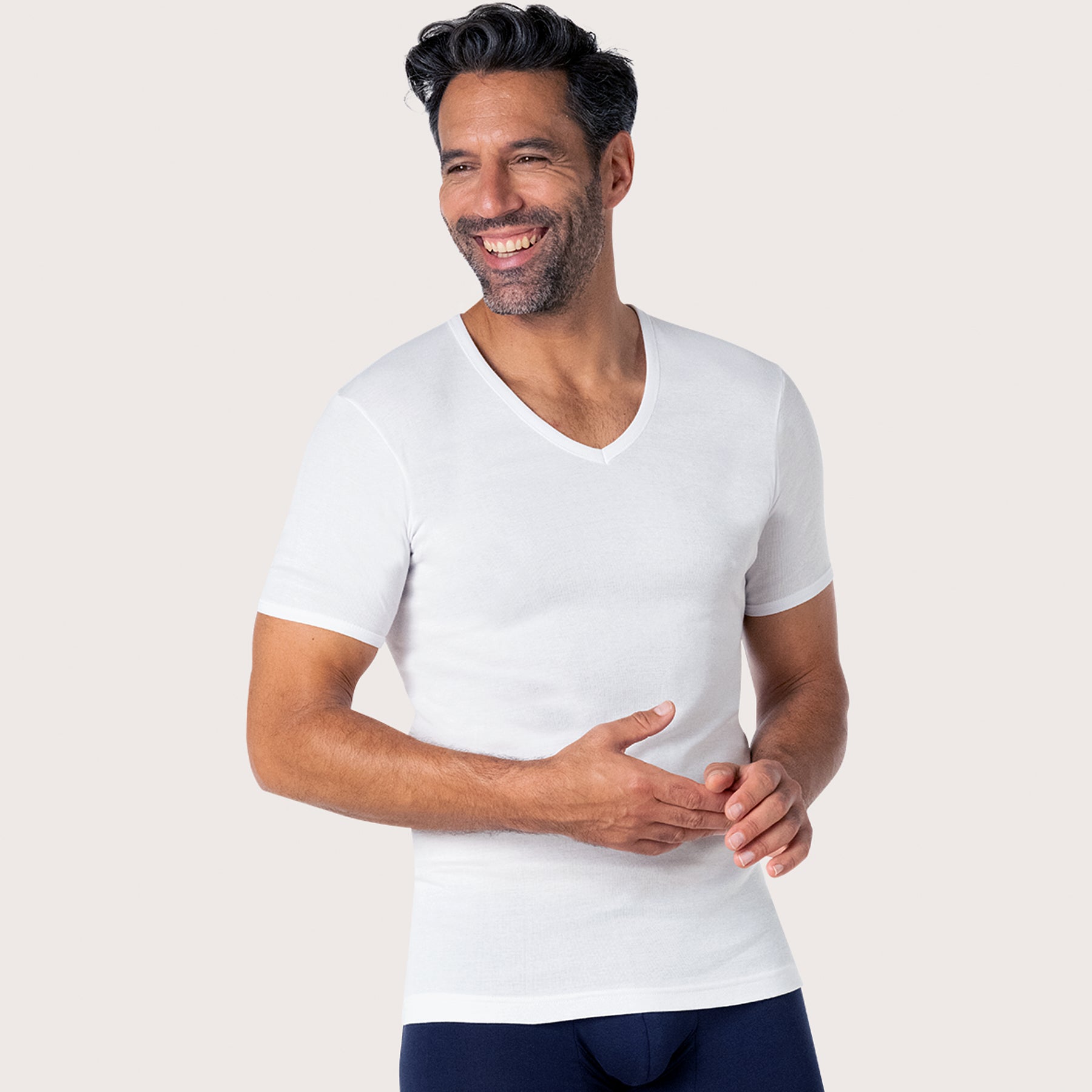 Tee-shirt col V manches courtes homme Pur coton Premium Fait en France Eminence.