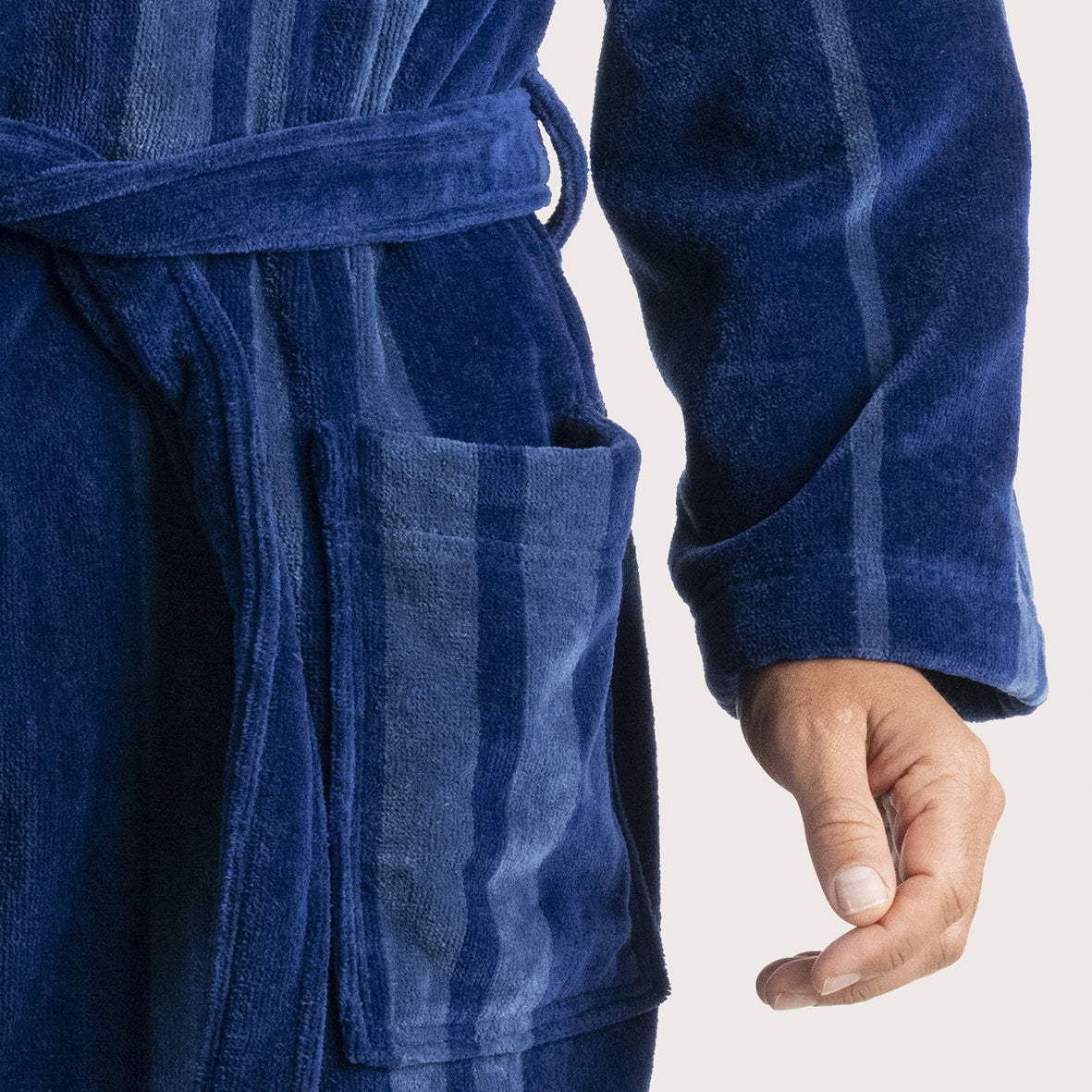 s/files/1/0779/5290/9647/files/07U46_9710_S9.jpg?v=1760688361