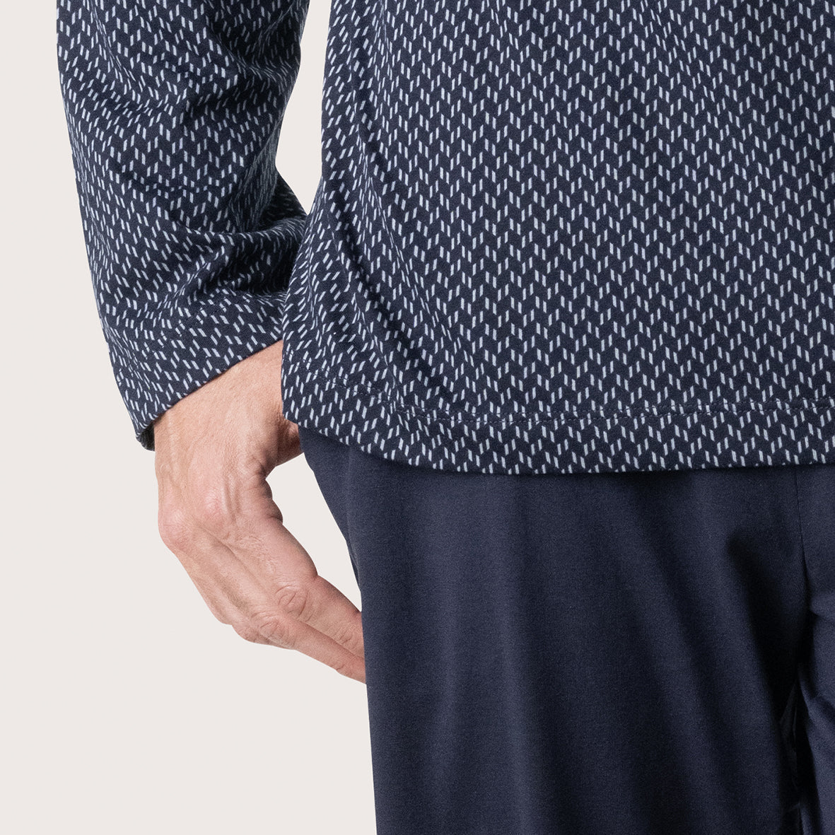 s/files/1/0779/5290/9647/files/0LP85_3811_S9.jpg?v=1766148987