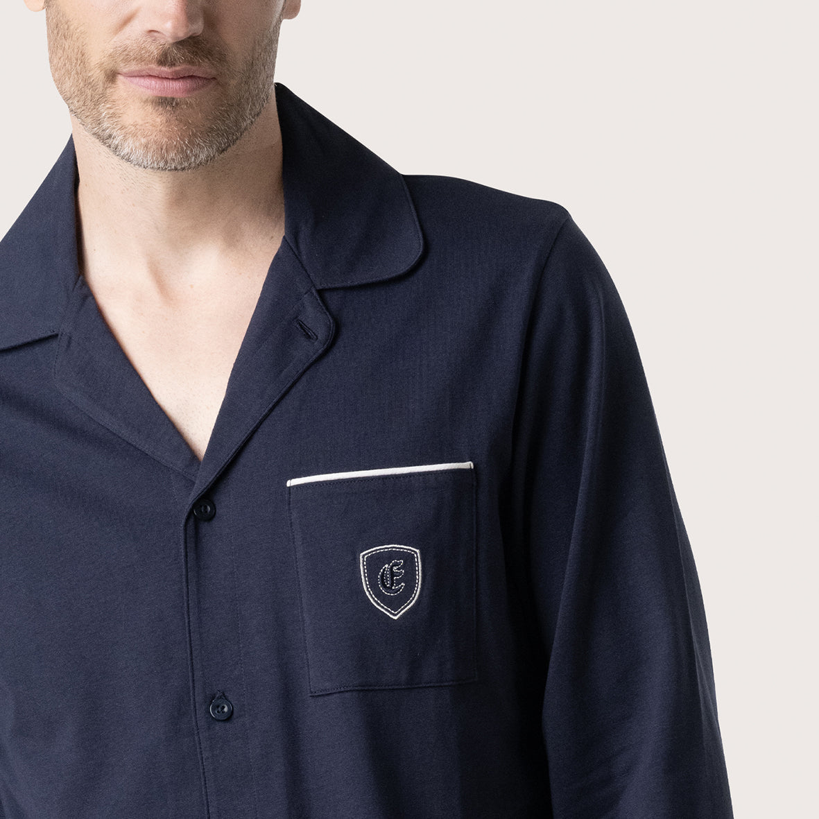 s/files/1/0779/5290/9647/files/0LU22_1527_S8.jpg?v=1766149073